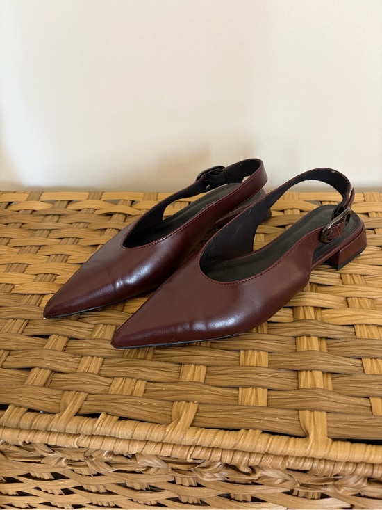 ASOS Shoes - Pointed Toe Slingback Flats in Burgundy